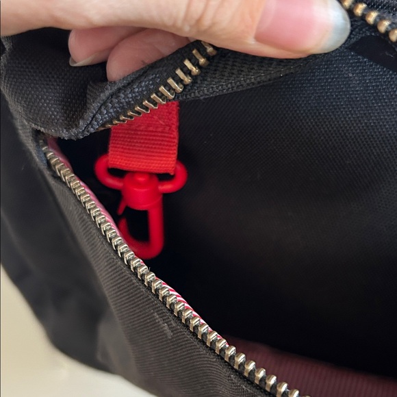 Herschel Supply Company Classic Black Backpack - Picture 5 of 7